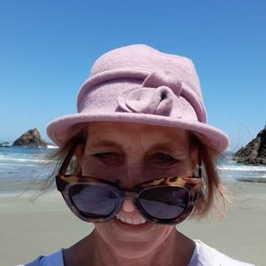 Meet your Posher, Sally